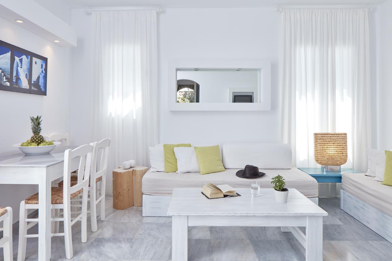 One-Bedroom Apartment,560520585:JPEG